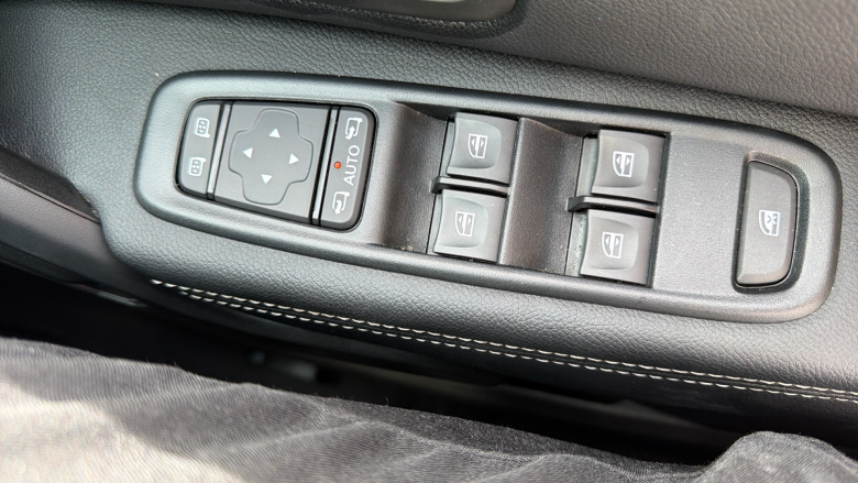 Dacia Duster 1.0 TCe 90 Journey 5dr Petrol Estate